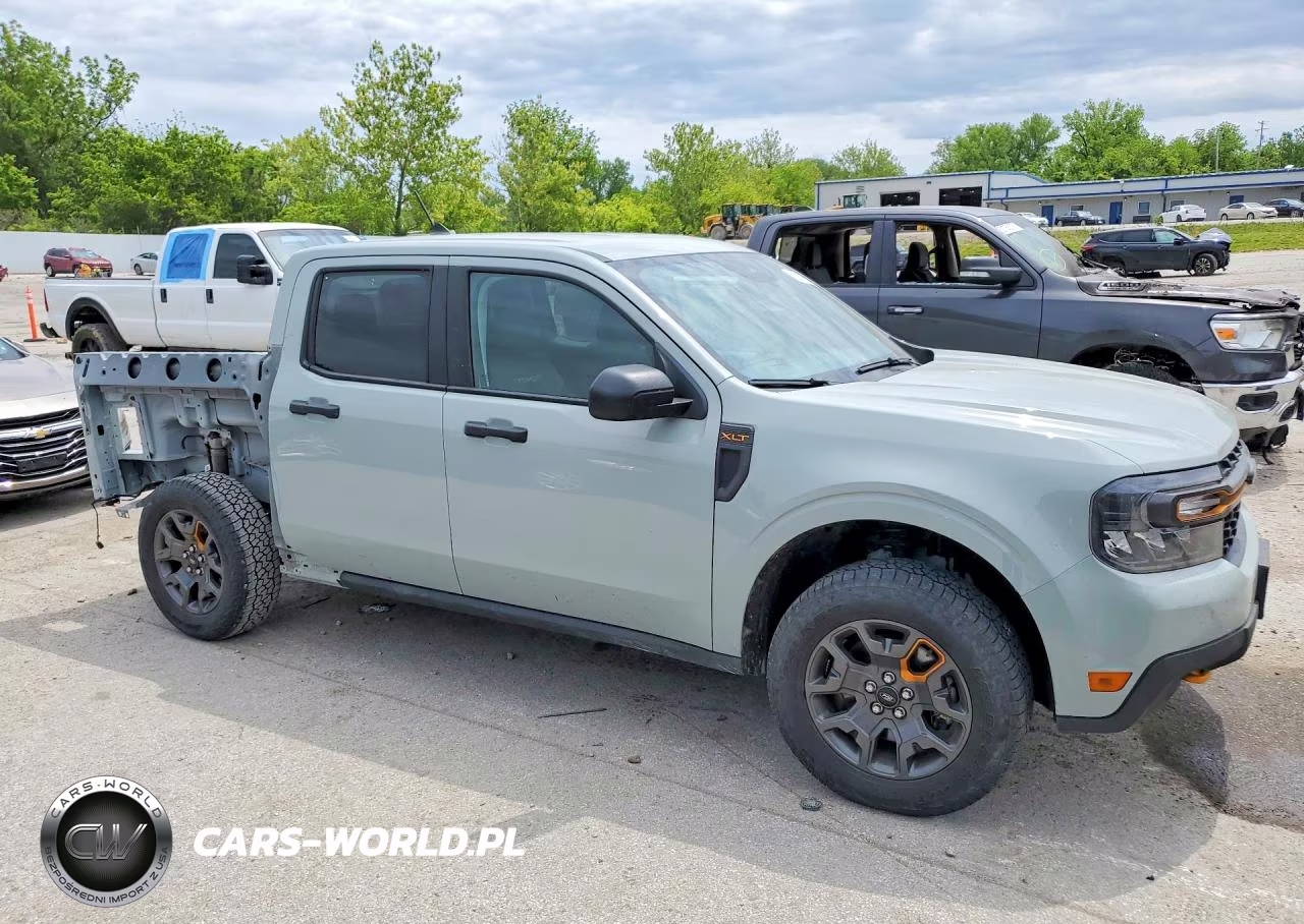 2023 Ford Maverick Xlt VIN:3FTTW8G9XPRA35427 - 4