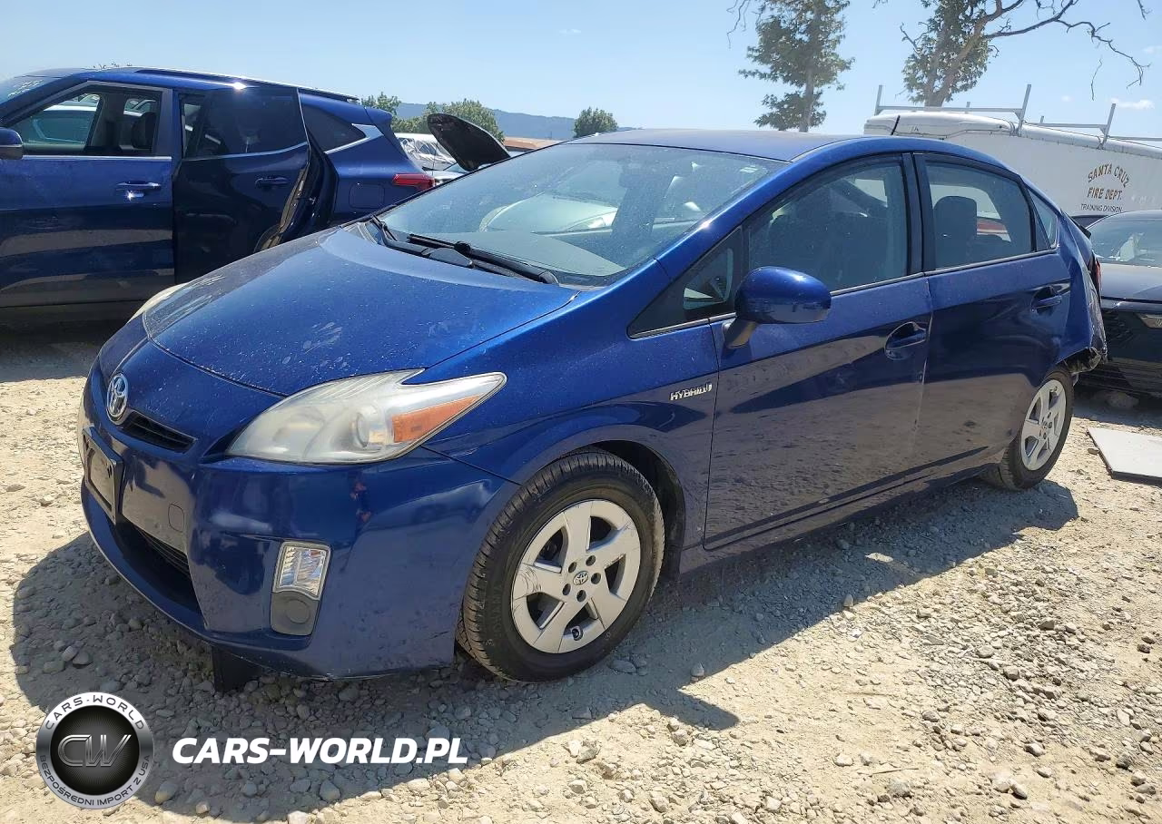 2011 Toyota Prius Two