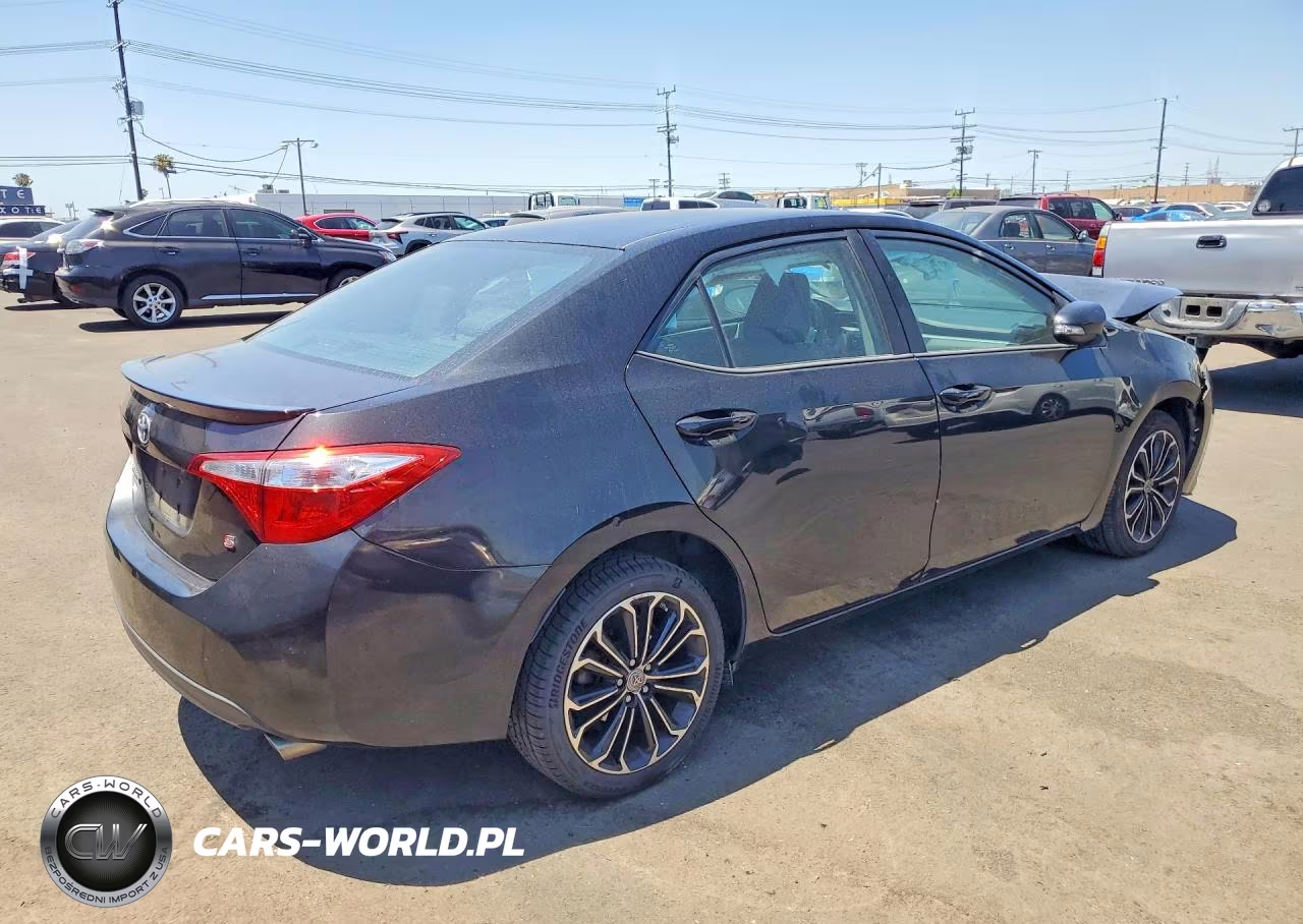 2015 Toyota Corolla S Plus VIN:2T1BURHE6FC323372 - 3