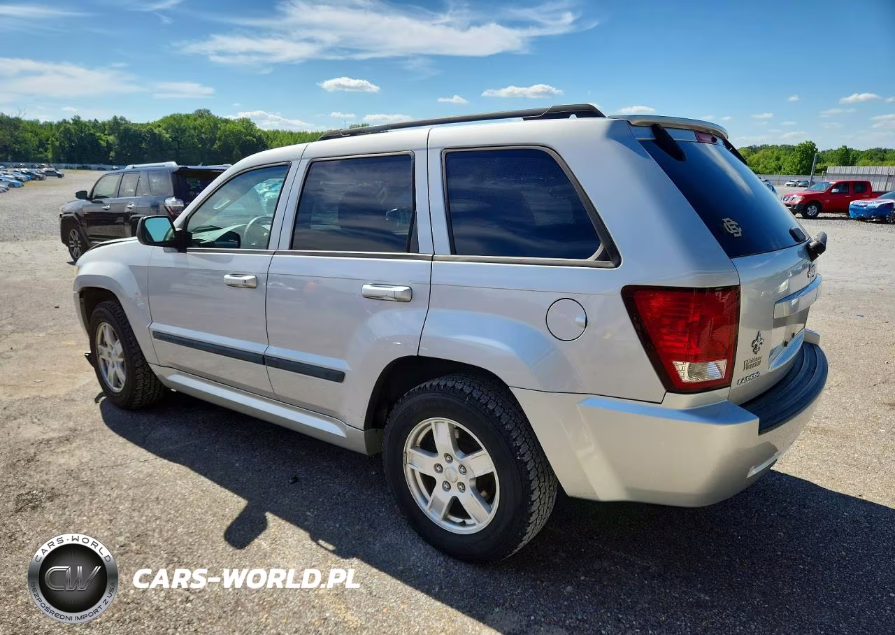 2007 Jeep Grand Cherokee Laredo VIN:1J8GS48K47C526414 - 2