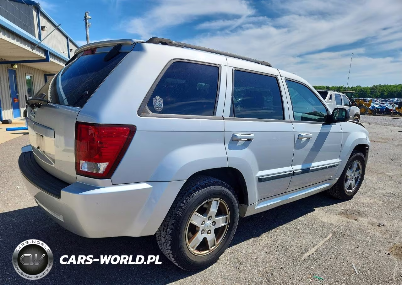 2007 Jeep Grand Cherokee Laredo VIN:1J8GS48K47C526414 - 3