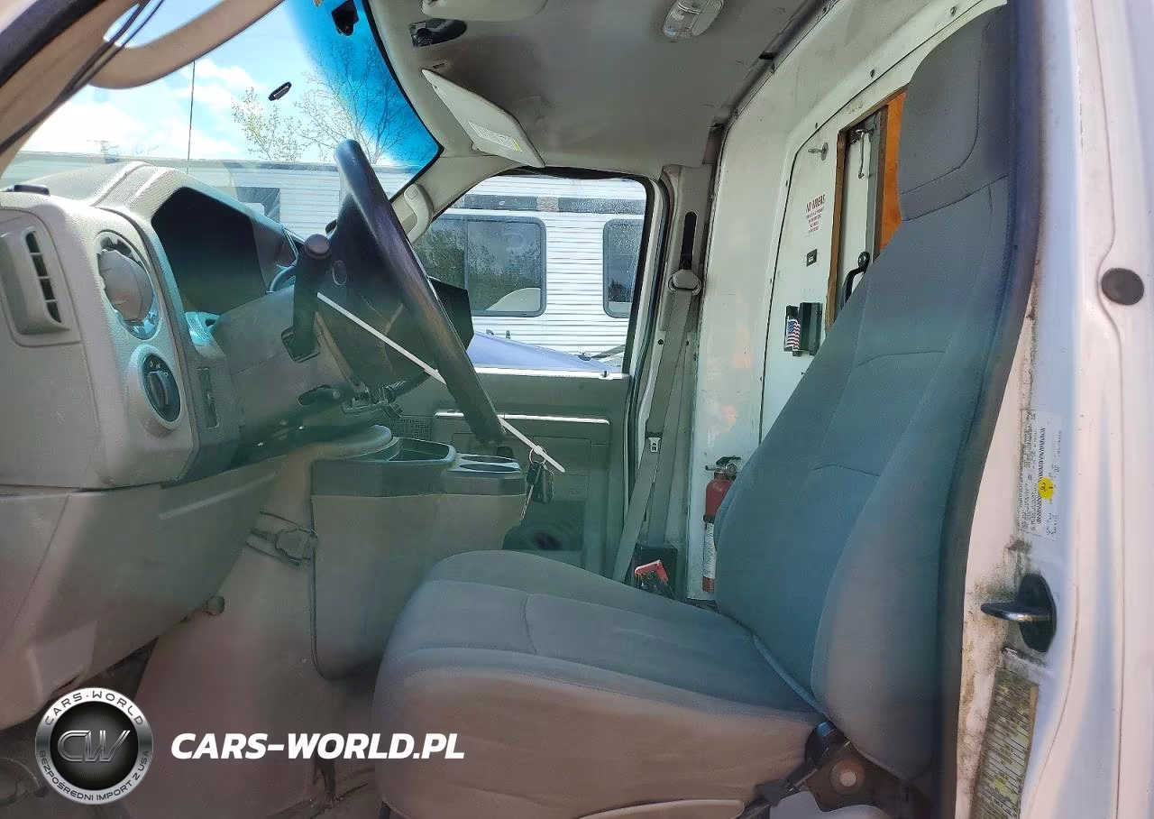 2016 Ford Econoline E350 Super Duty Cutaway Van VIN:1FDWE3FS4GDC54833 - 7