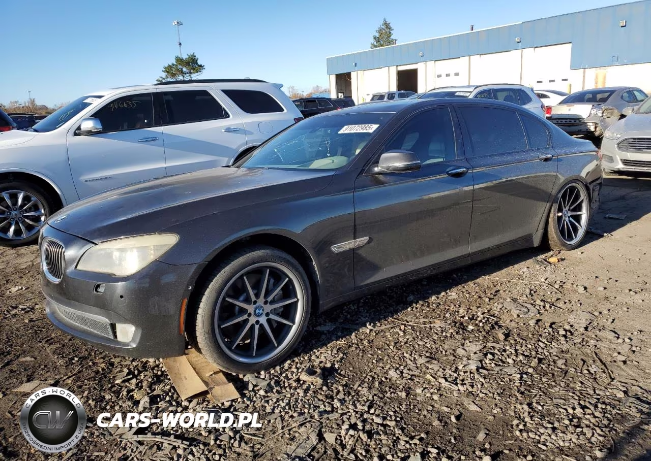 2013 BMW 750 Li