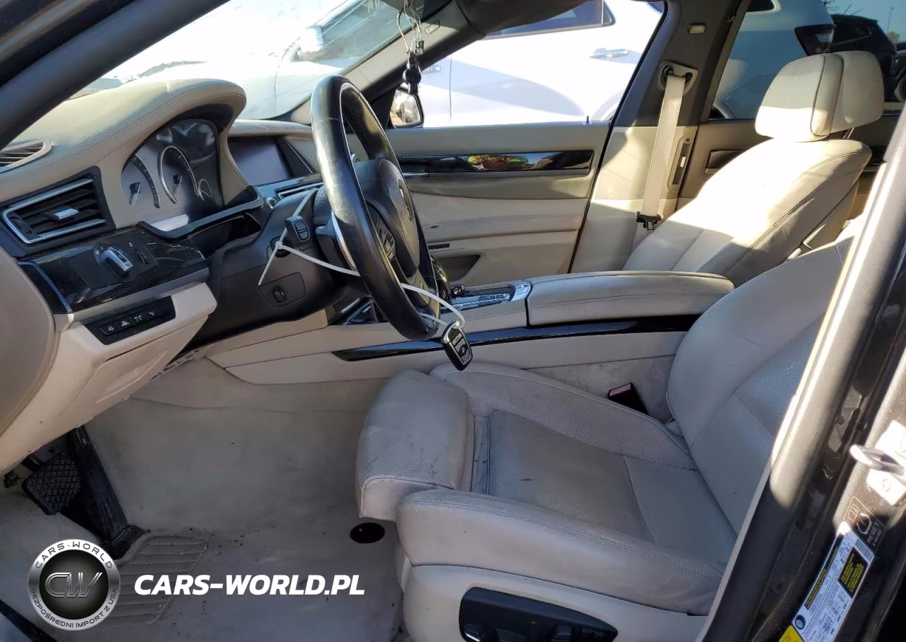 2013 BMW 750 Li VIN:WBAYE8C57DD132307 - 7