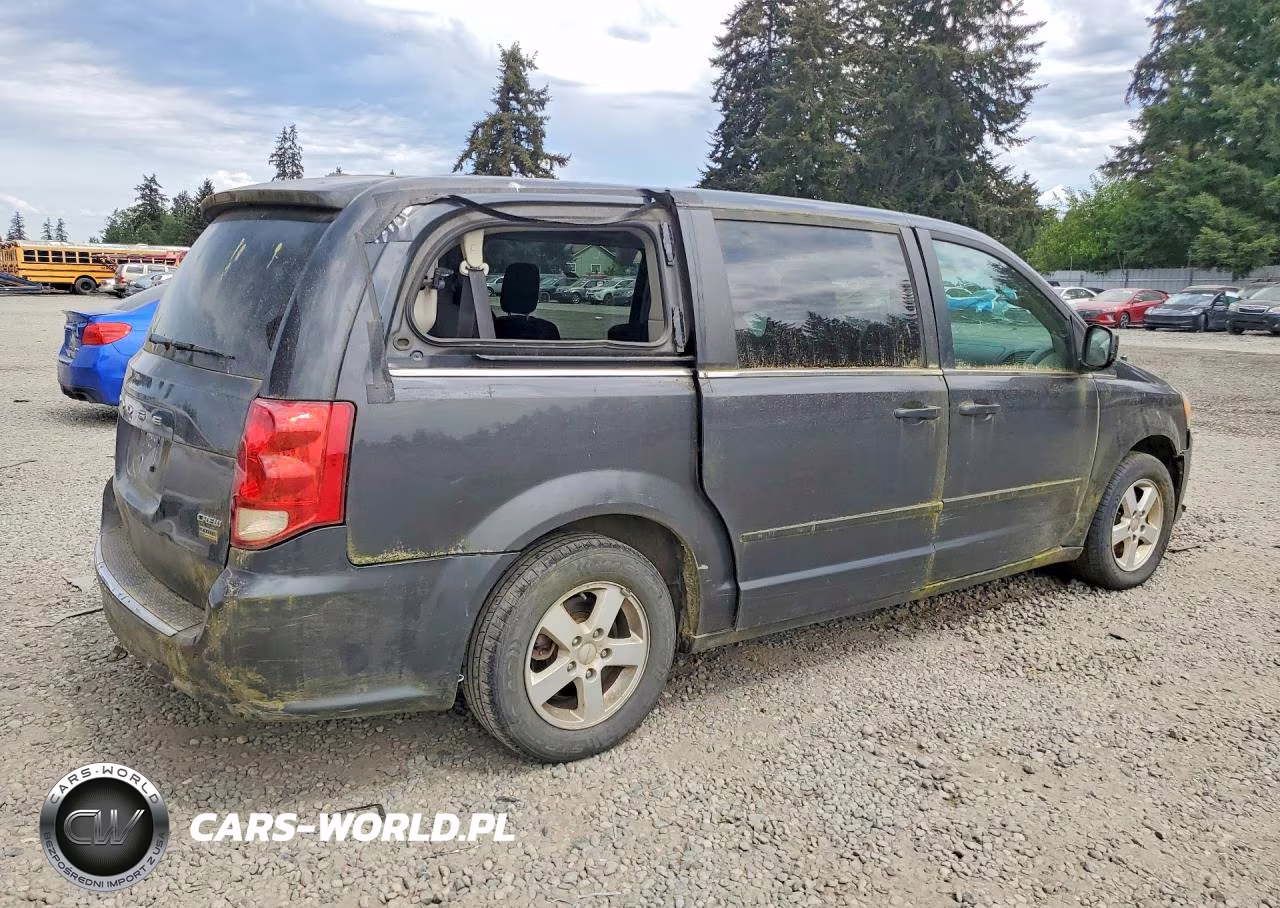 2012 Dodge Grand Caravan Crew VIN:2C4RDGDG3CR113902 - 3