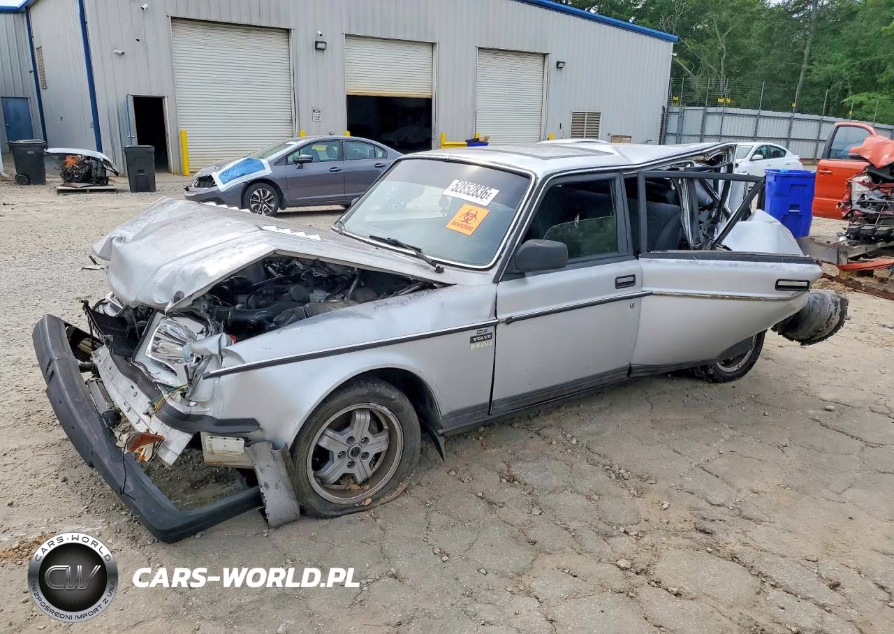 1990 Volvo 240 Base
