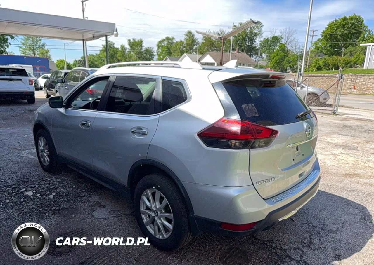 2018 Nissan Rogue S VIN:5N1AT2MV9JC845437 - 3