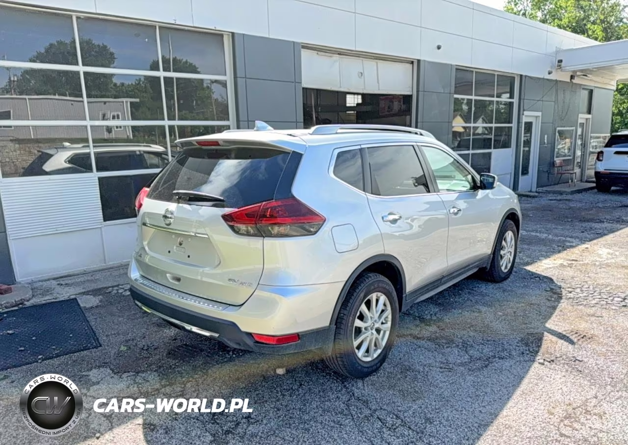 2018 Nissan Rogue S VIN:5N1AT2MV9JC845437 - 4