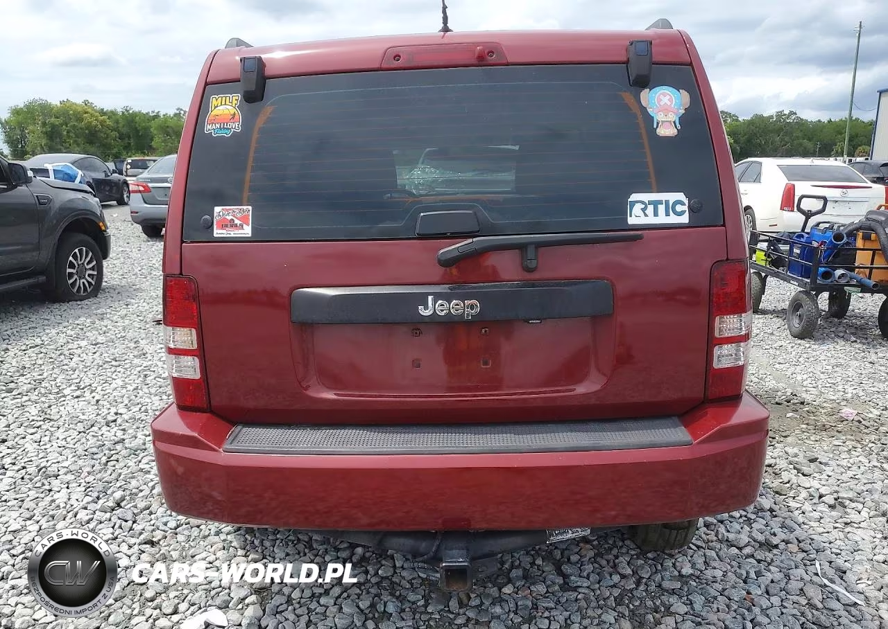 2009 Jeep Liberty Sport VIN:1J8GP28K79W549094 - 6