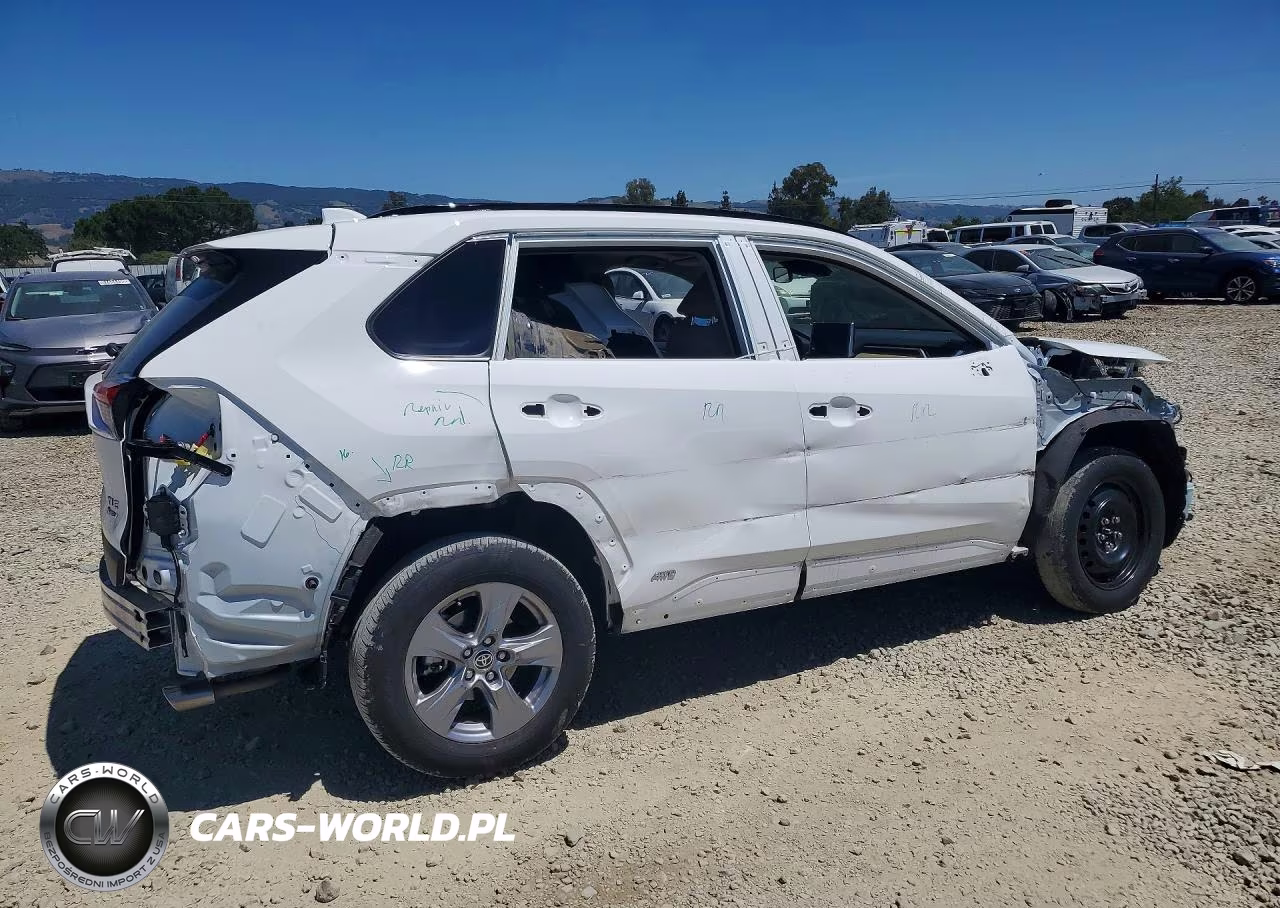 2025 Toyota Rav4 Hybrid Xle VIN:JTMRWRFV4SD345251 - 3