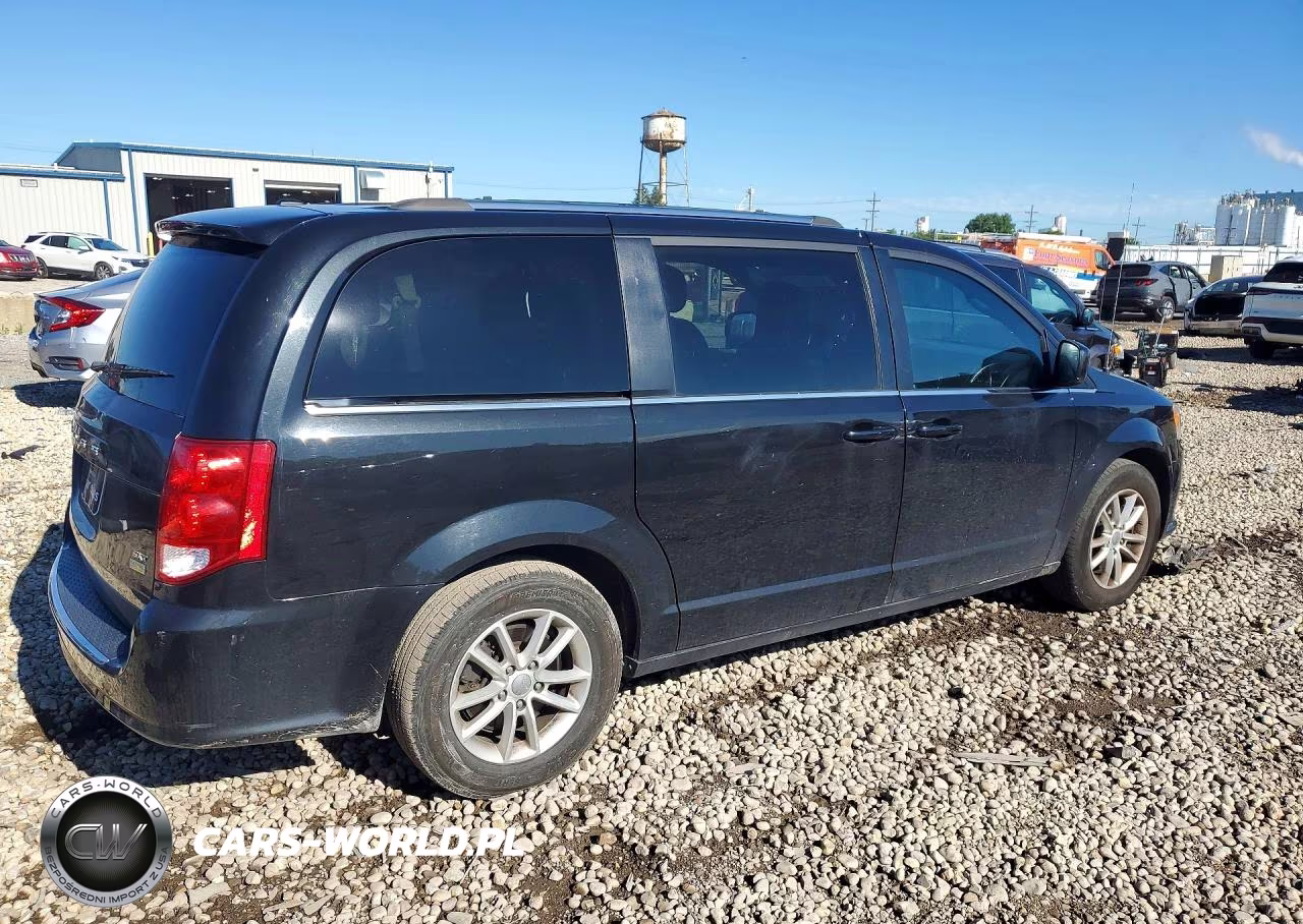 2019 Dodge Grand Caravan Sxt VIN:2C4RDGCG4KR802282 - 3
