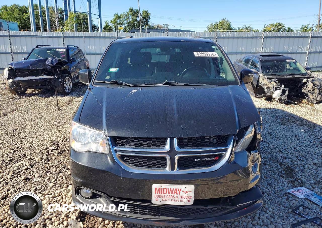 2019 Dodge Grand Caravan Sxt VIN:2C4RDGCG4KR802282 - 5