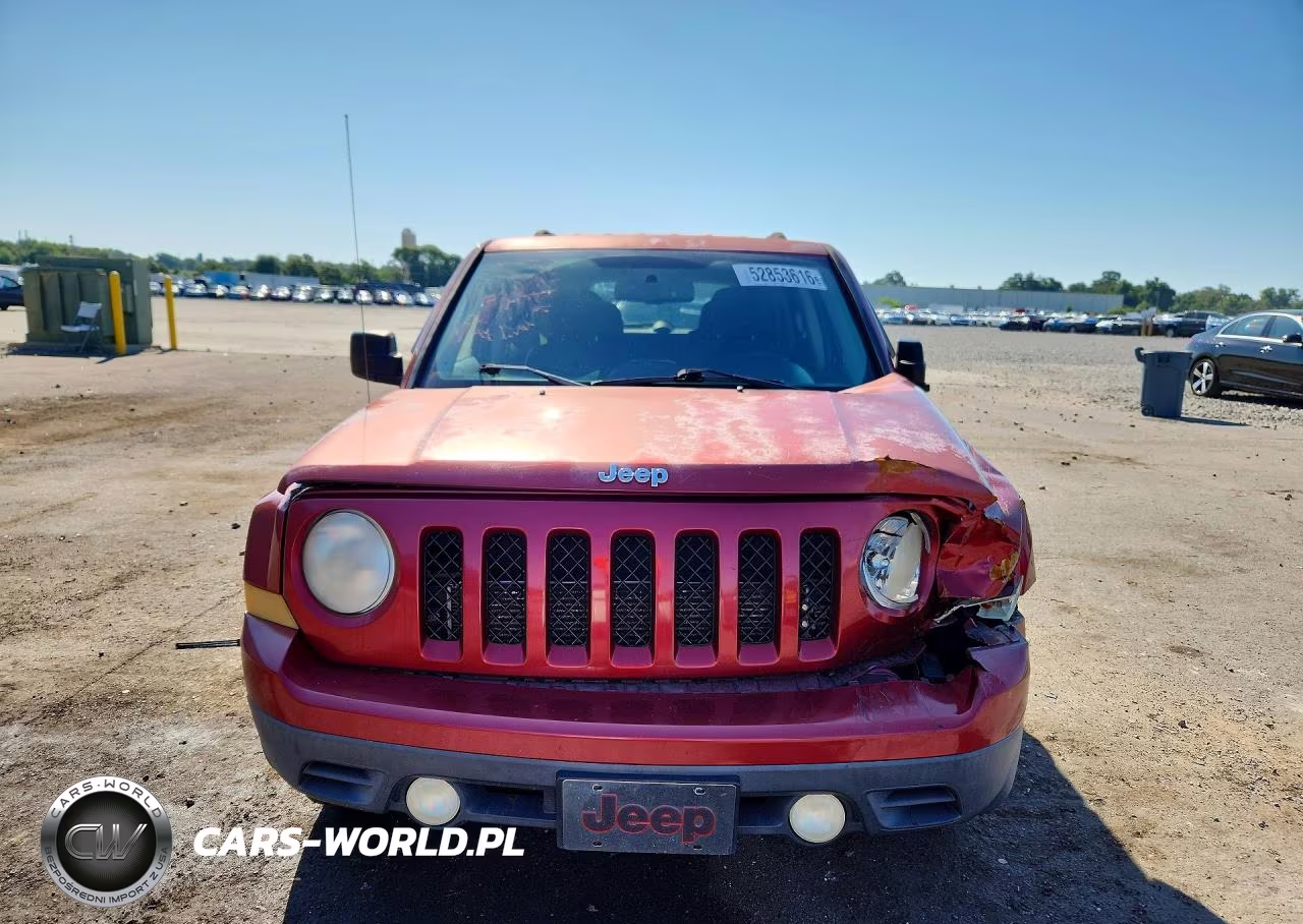 2014 Jeep Patriot Latitude VIN:1C4NJPFA3ED630722 - 5