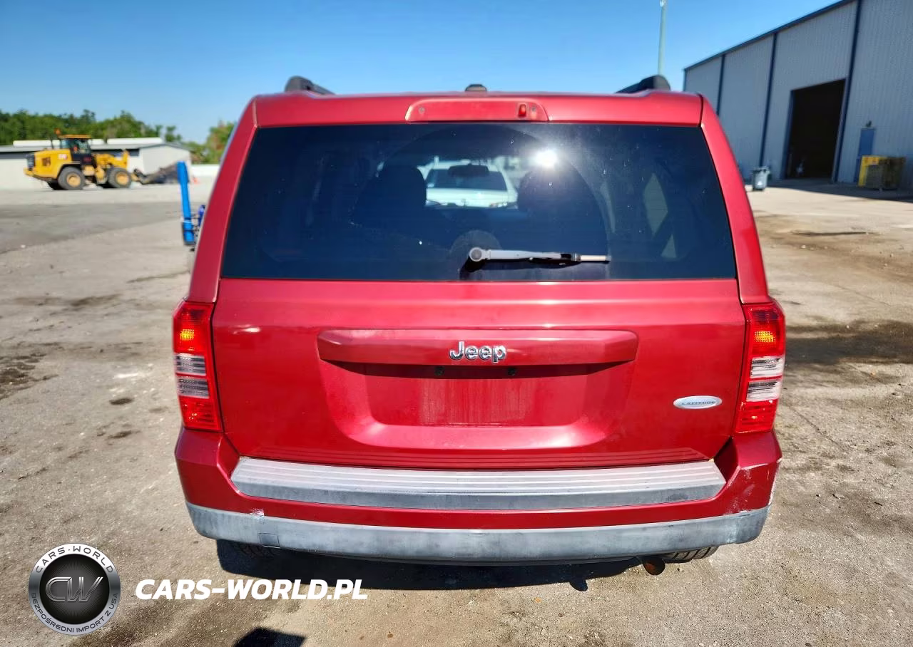 2014 Jeep Patriot Latitude VIN:1C4NJPFA3ED630722 - 6