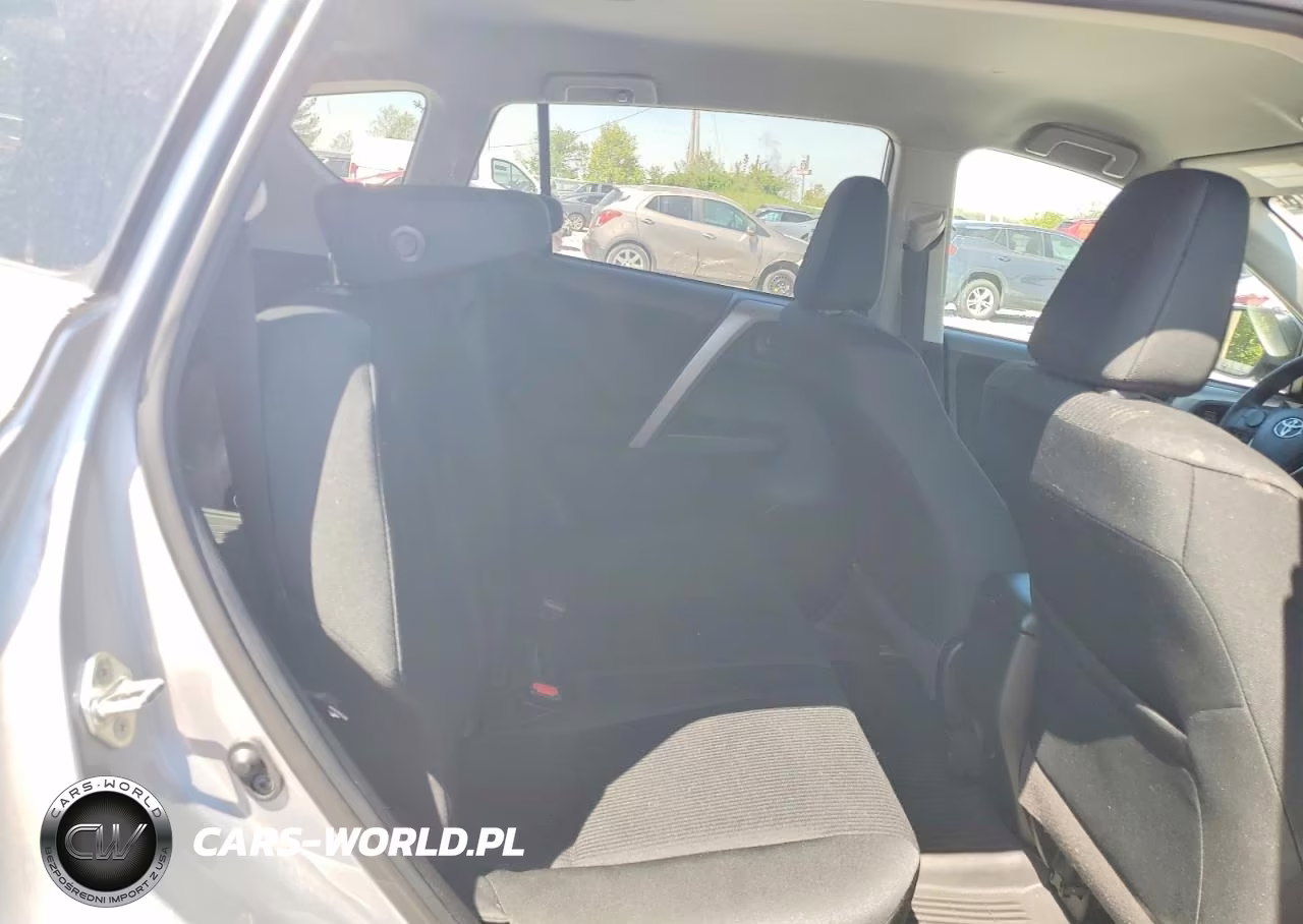 2018 Toyota Rav4 Le VIN:2T3ZFREVXJW519570 - 11