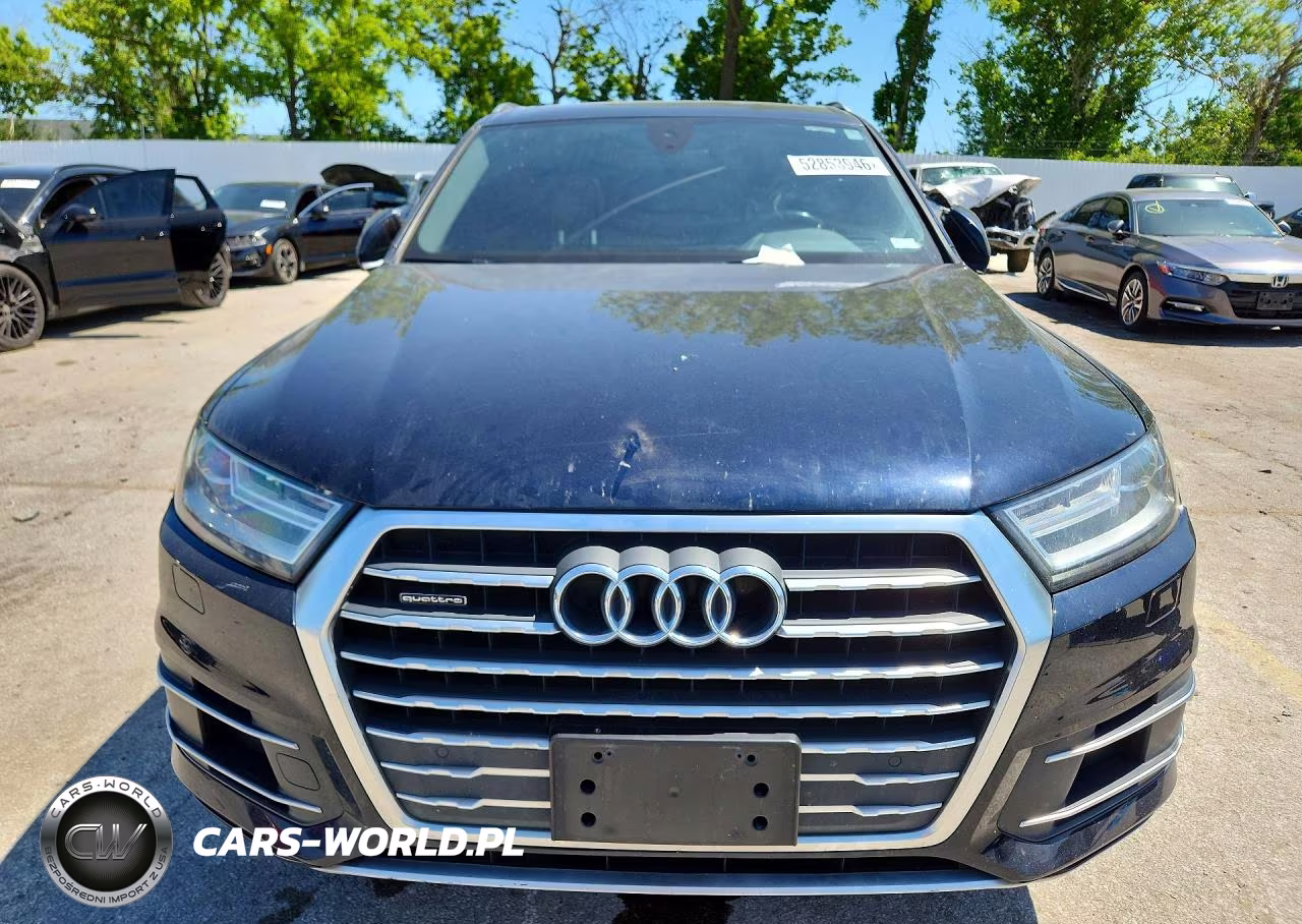 2017 Audi Q7 Premium Plus VIN:WA1LHAF78HD055102 - 5