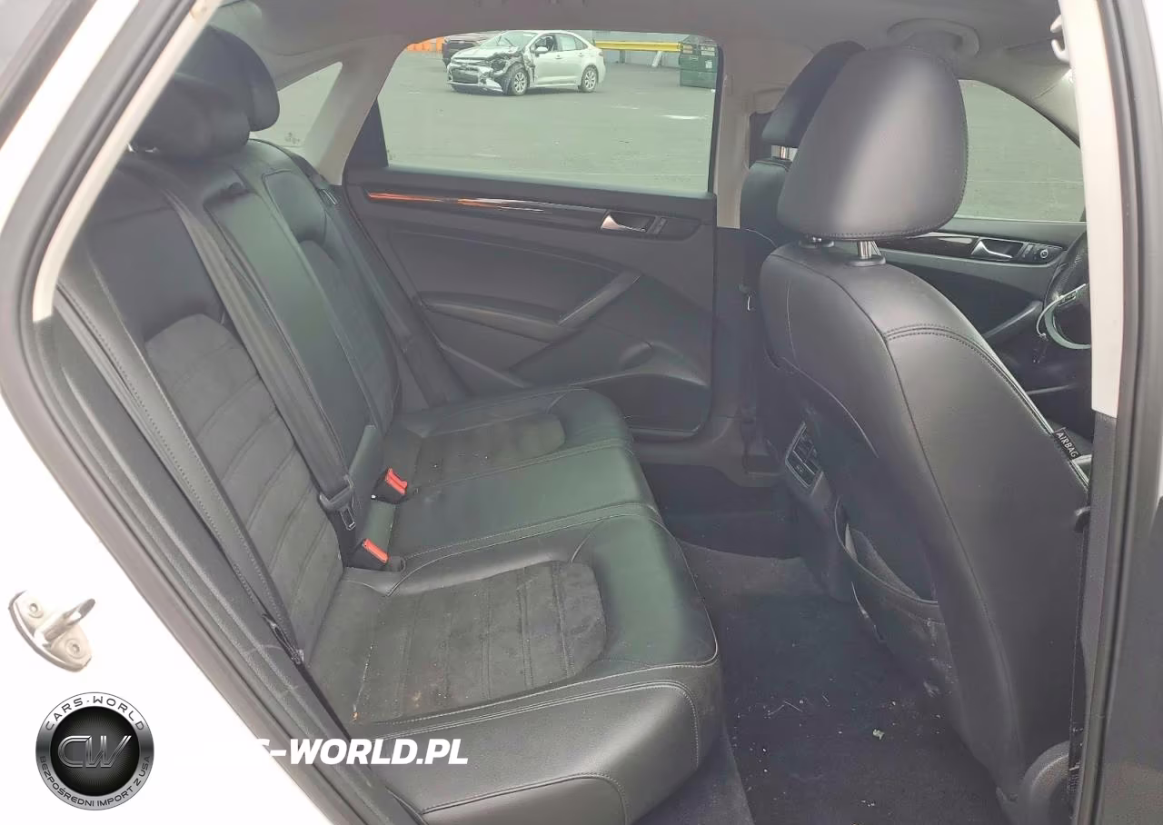 2014 Volkswagen Passat Sel VIN:1VWCN7A36EC009627 - 10