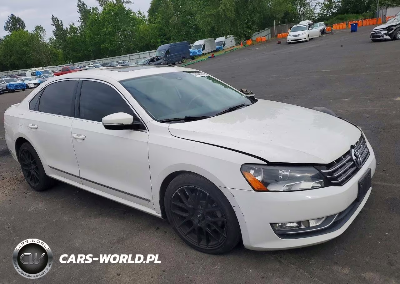 2014 Volkswagen Passat Sel VIN:1VWCN7A36EC009627 - 4