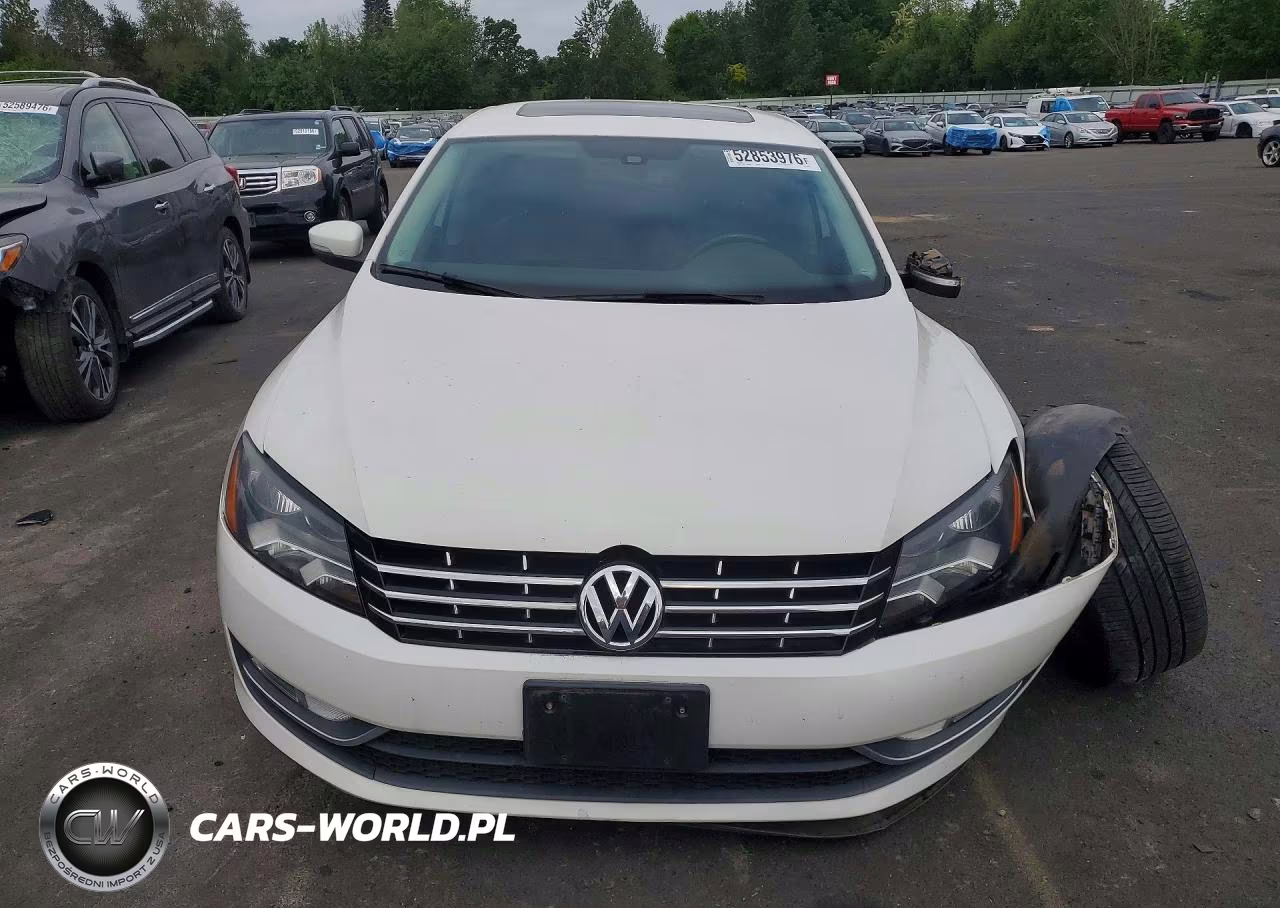 2014 Volkswagen Passat Sel VIN:1VWCN7A36EC009627 - 5