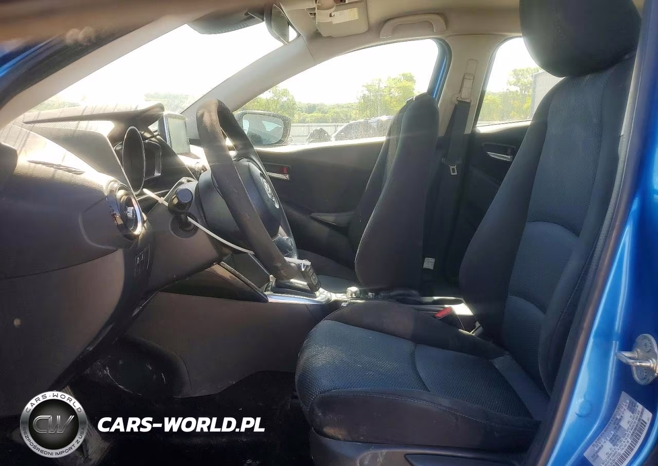 2017 Toyota Yaris Ia Base VIN:3MYDLBYV3HY191680 - 7