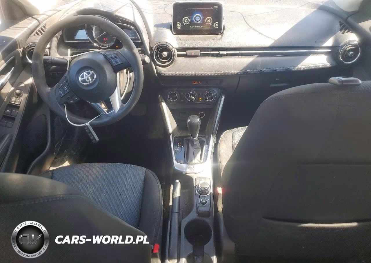 2017 Toyota Yaris Ia Base VIN:3MYDLBYV3HY191680 - 8