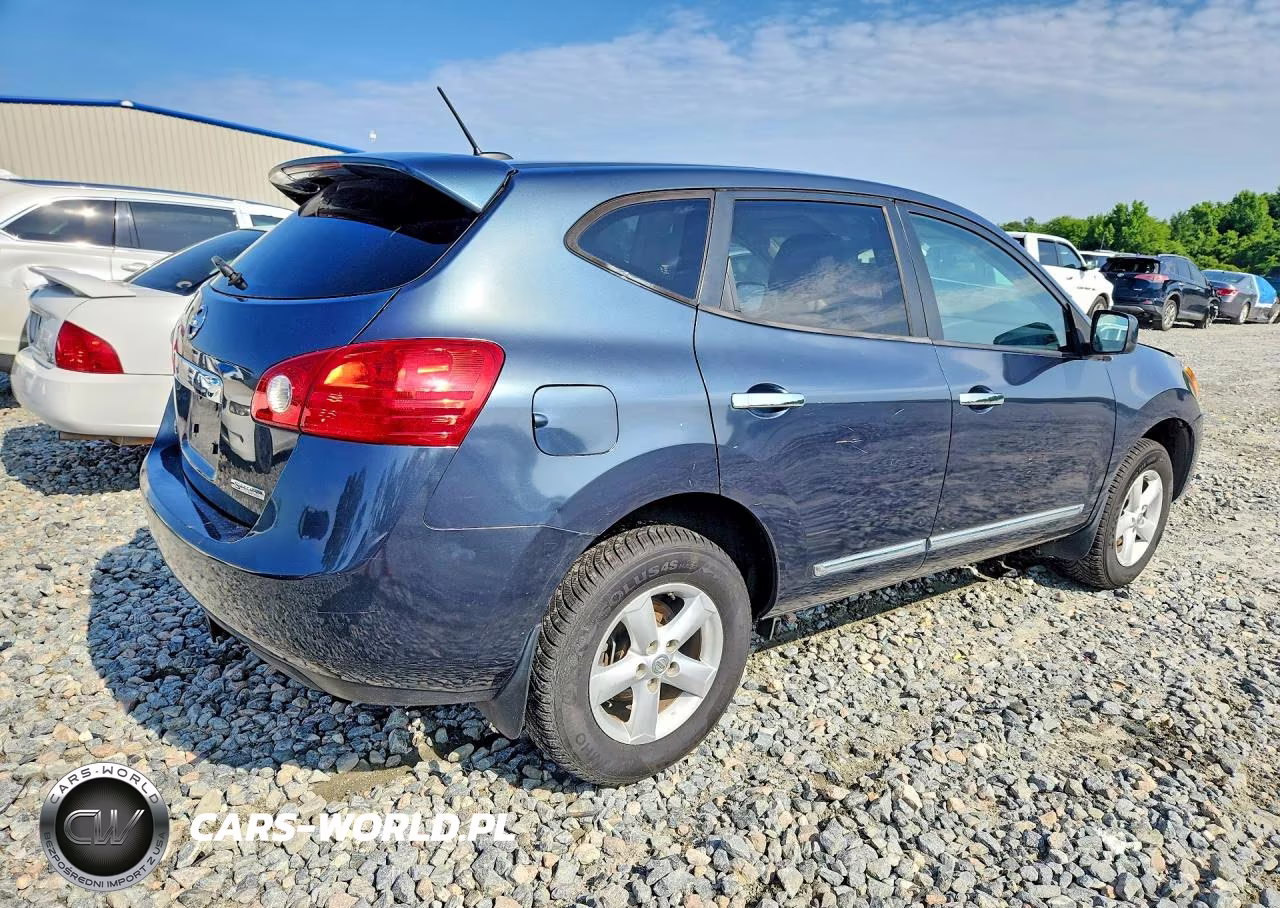 2013 Nissan Rogue S VIN:JN8AS5MT7DW038056 - 3