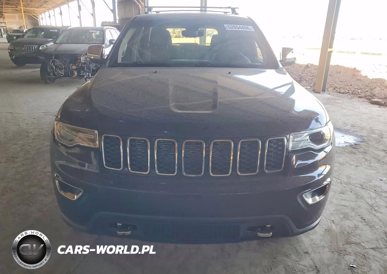 2017 Jeep Grand Cherokee Overland VIN:1C4RJFCG9HC617620 - 5
