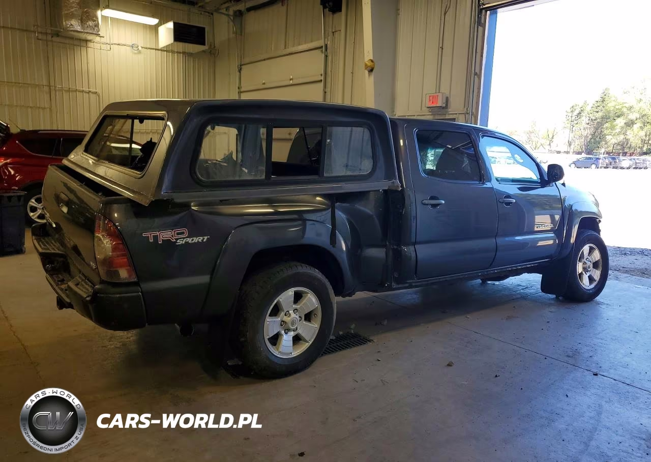 2011 Toyota Tacoma Double Cab Long Bed VIN:3TMMU4FN1BM025537 - 3