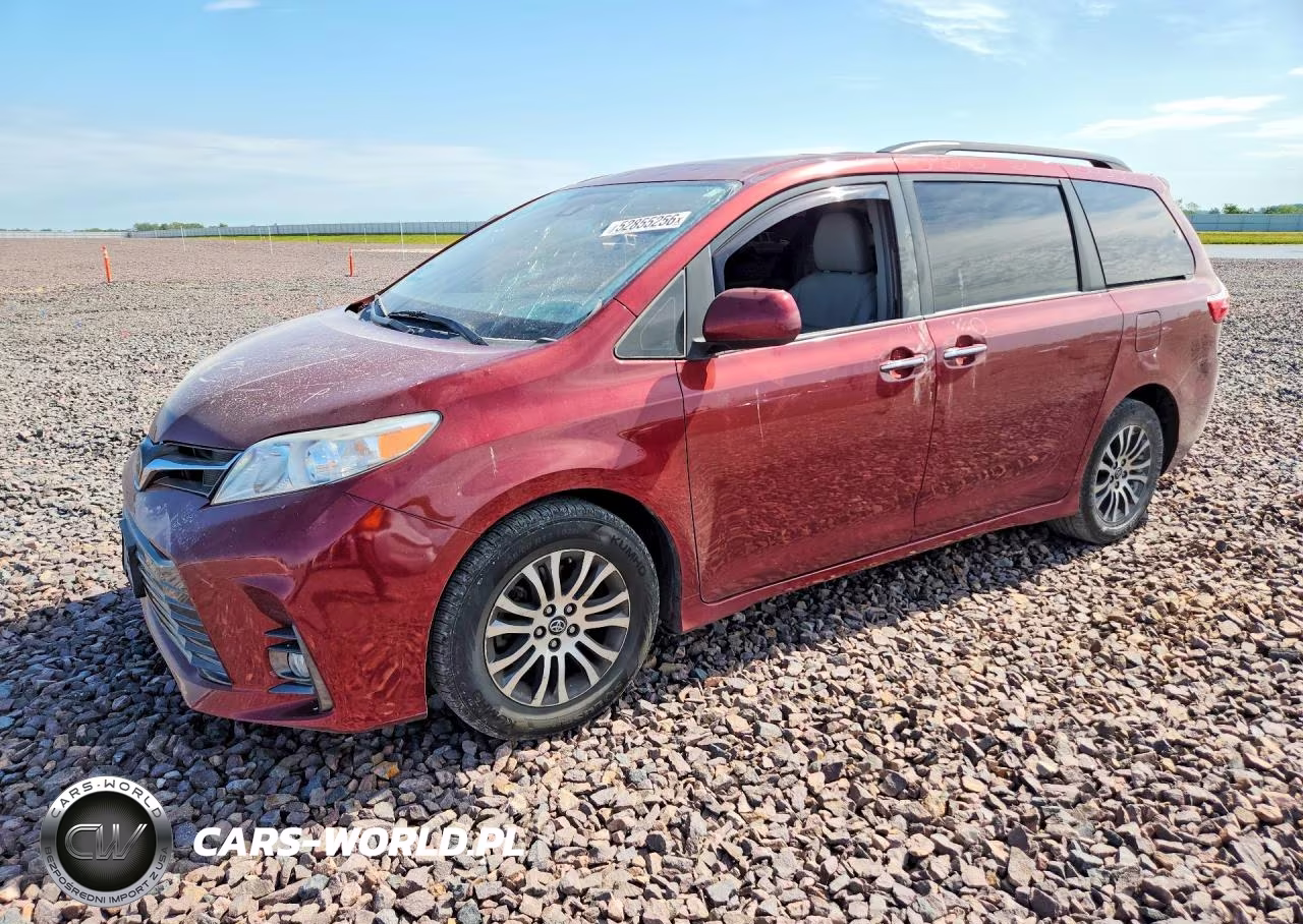 2018 Toyota Sienna Xle 8-Passenger
