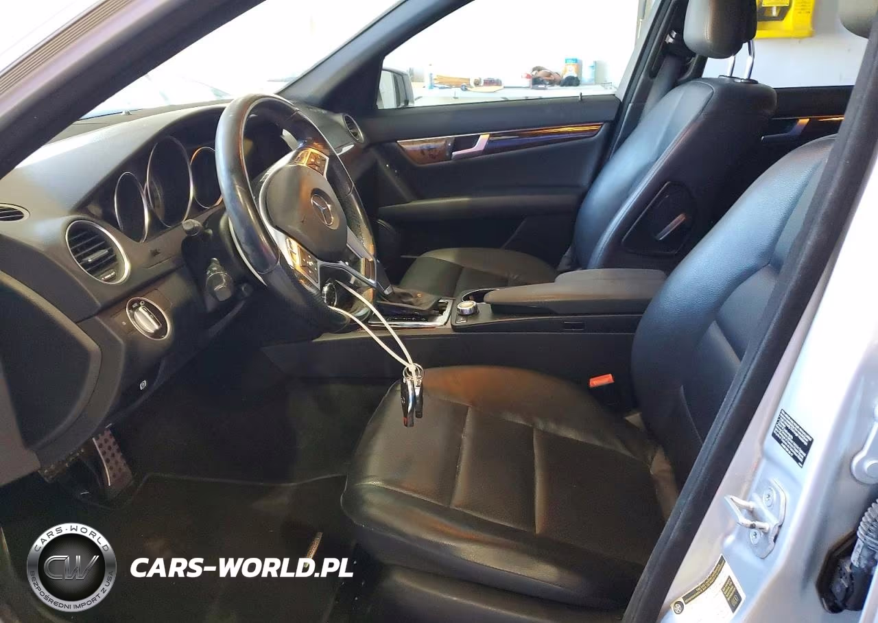 2012 Mercedes-Benz C 250 VIN:WDDGF4HB0CR218665 - 7