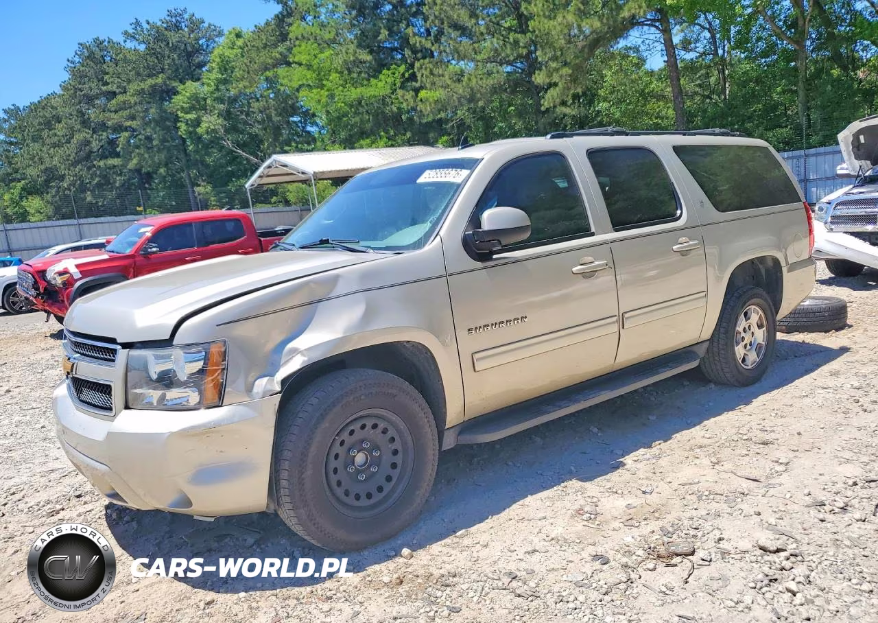2013 Chevrolet Suburban C1500 Lt – zdjęcie 1 z 14