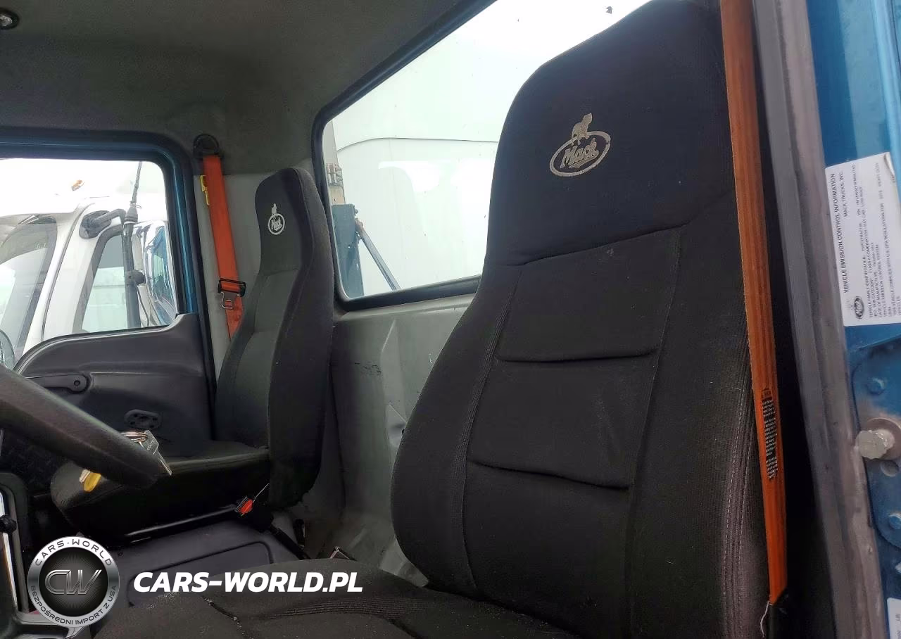 2015 Mack Cxu613 Semi Truck VIN:1M1AW02Y3FM051743 - 6