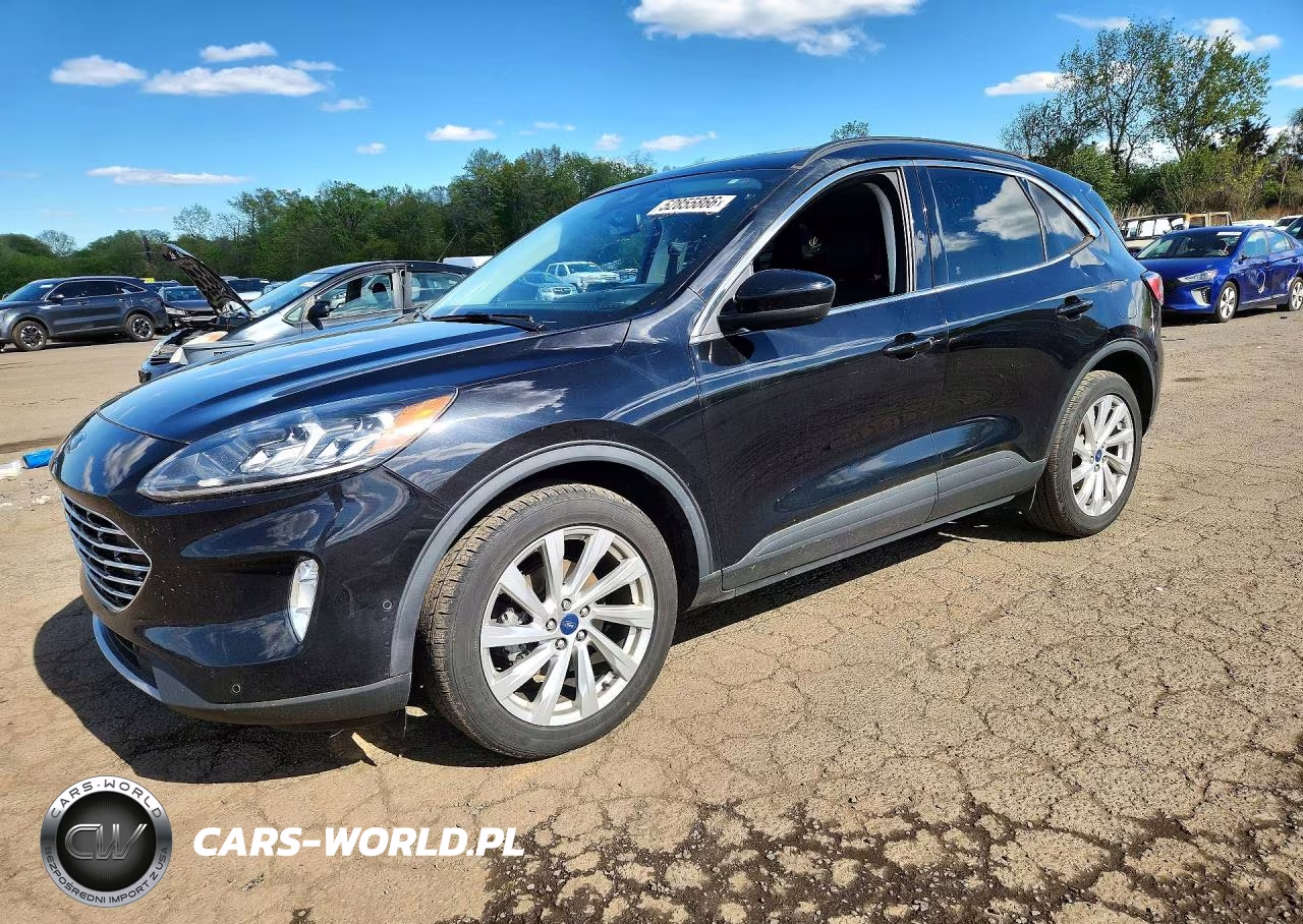 2021 Ford Escape Titanium