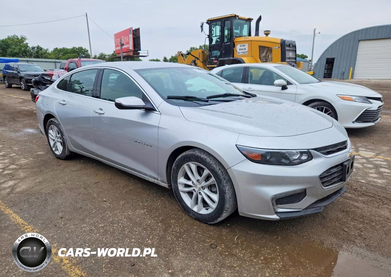 2018 Chevrolet Malibu Lt VIN:1G1ZD5ST5JF176176 - 4