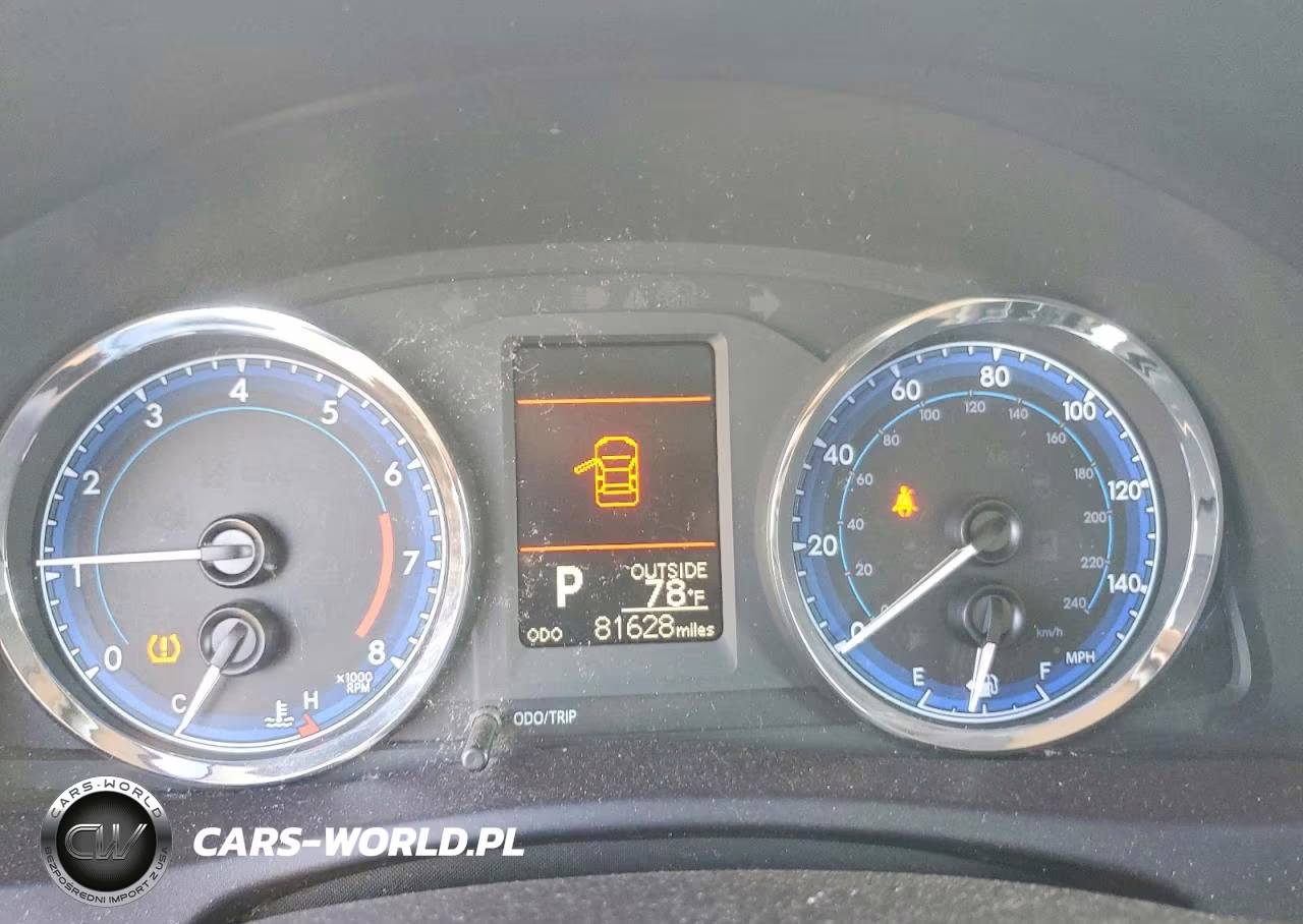 2018 Toyota Corolla L VIN:5YFBURHEXJP794336 - 9