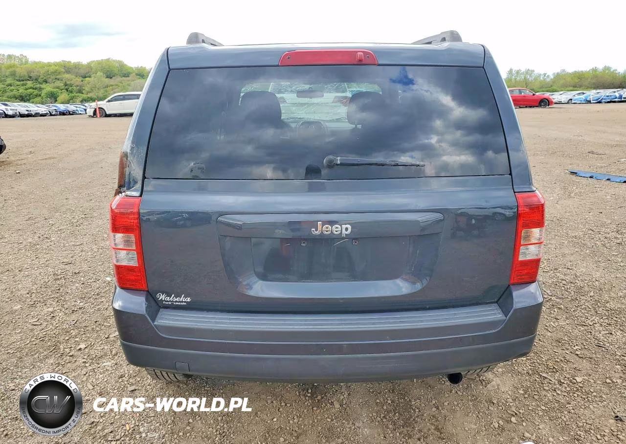 2014 Jeep Patriot Sport VIN:1C4NJPBB2ED916253 - 6