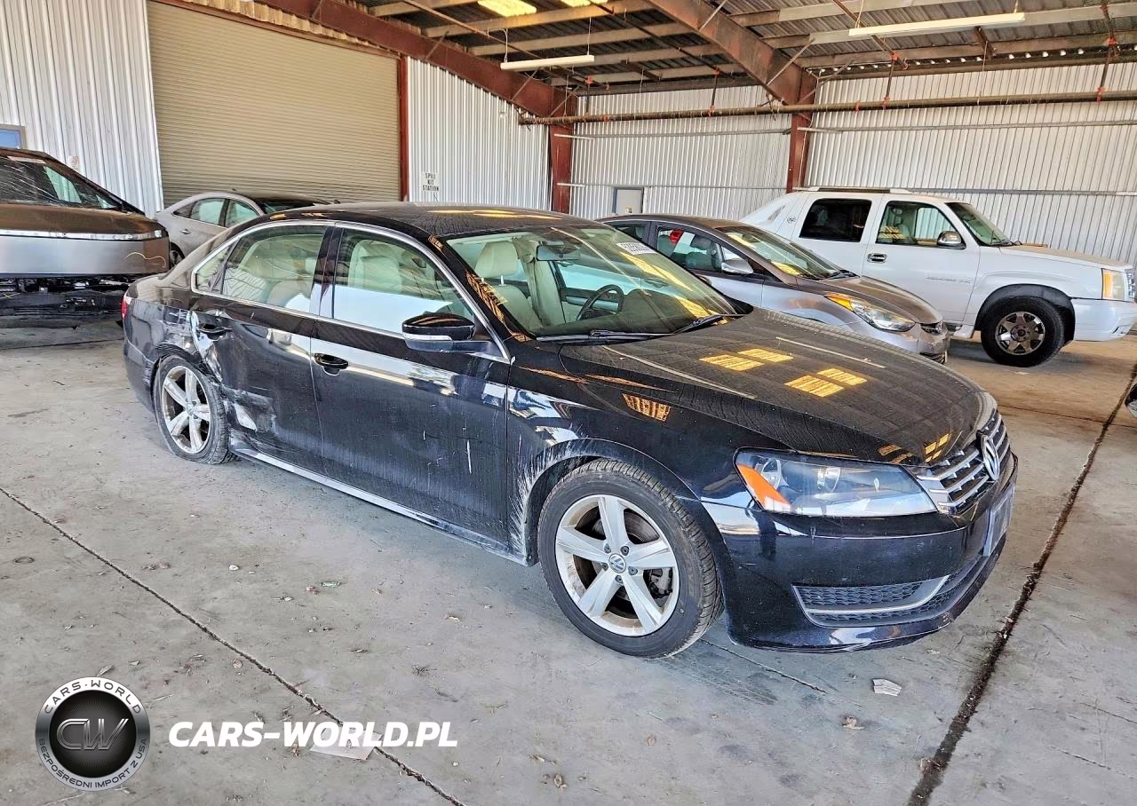2015 Volkswagen Passat Se VIN:1VWBV7A3XFC057788 - 4