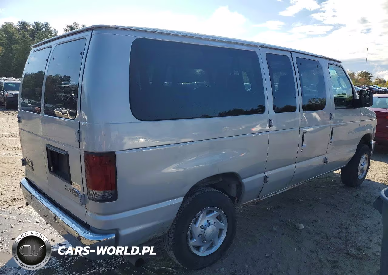 2010 Ford Econoline E350 Super Duty Wagon VIN:1FBNE3BL2ADA77810 - 3