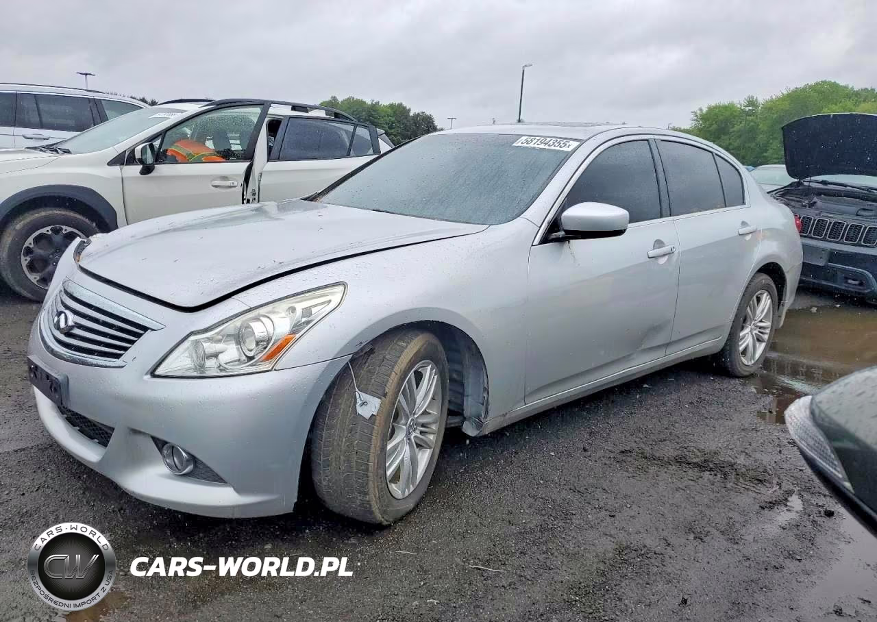 2013 Infiniti G37