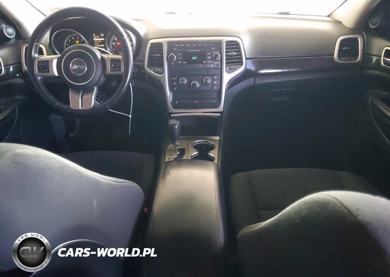2013 Jeep Grand Cherokee Laredo VIN:1C4RJFAG5DC586301 - 8