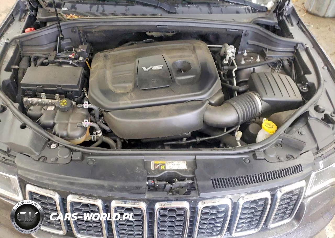 2017 Jeep Grand Cherokee Laredo VIN:1C4RJEAG7HC628743 - 12