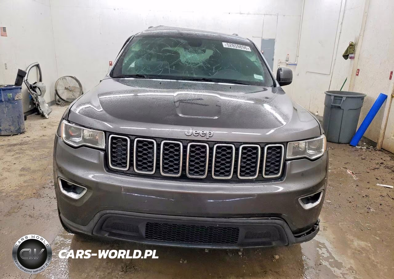 2017 Jeep Grand Cherokee Laredo VIN:1C4RJEAG7HC628743 - 5