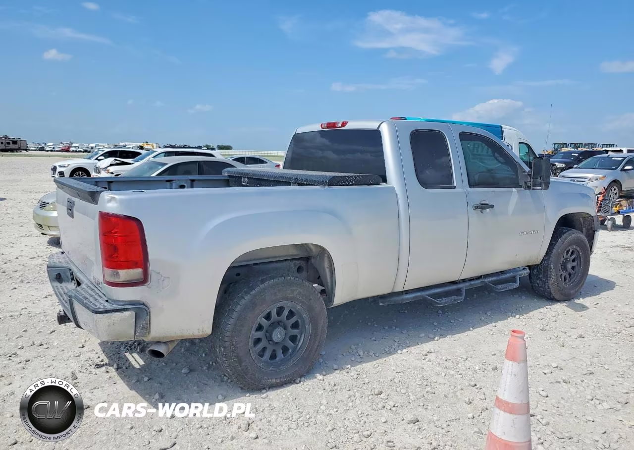 2013 GMC Sierra K1500 VIN:1GTR2TE73DZ262878 - 3