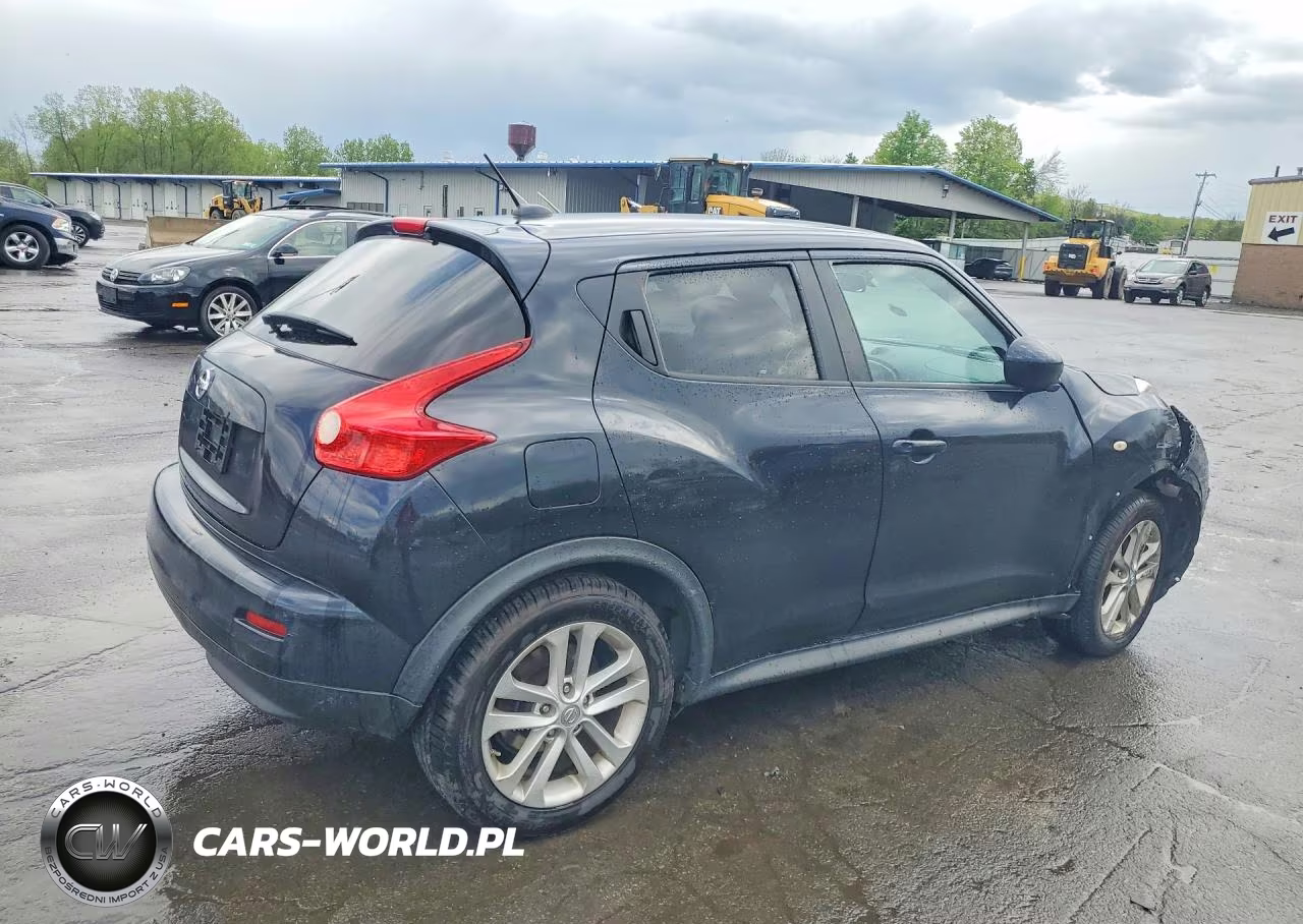 2011 Nissan Juke S VIN:JN8AF5MV1BT017403 - 3
