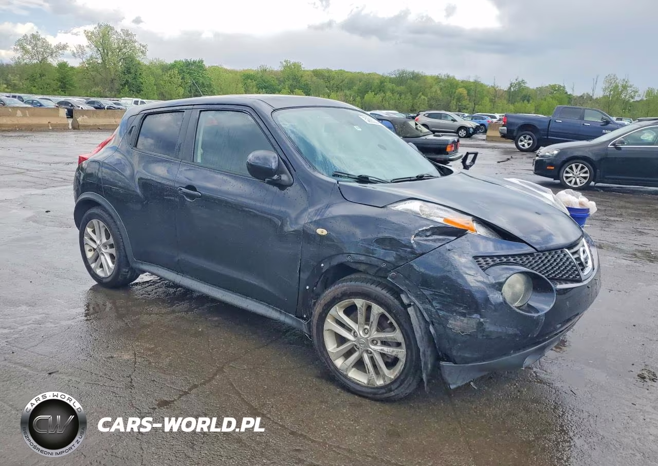 2011 Nissan Juke S VIN:JN8AF5MV1BT017403 - 4