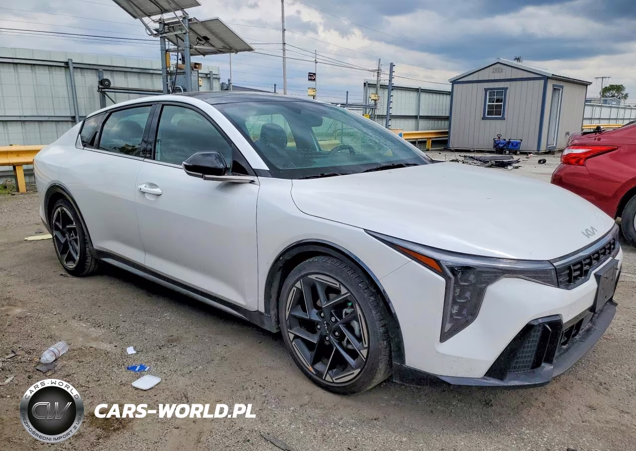 2025 Kia K4 Gt Line VIN:3KPFW4DE1SE053760 - 4