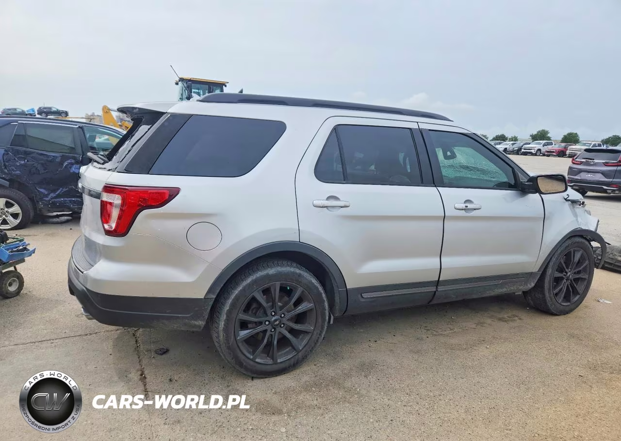 2019 Ford Explorer Xlt VIN:1FM5K7D88KGA49221 - 3