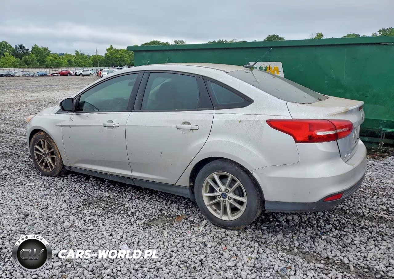 2018 Ford Focus Se VIN:1FADP3F26JL316385 - 2
