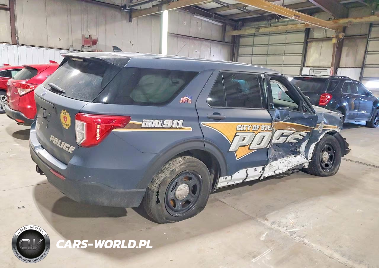 2023 Ford Explorer Police Interceptor VIN:1FM5K8AB3PGA35157 - 3