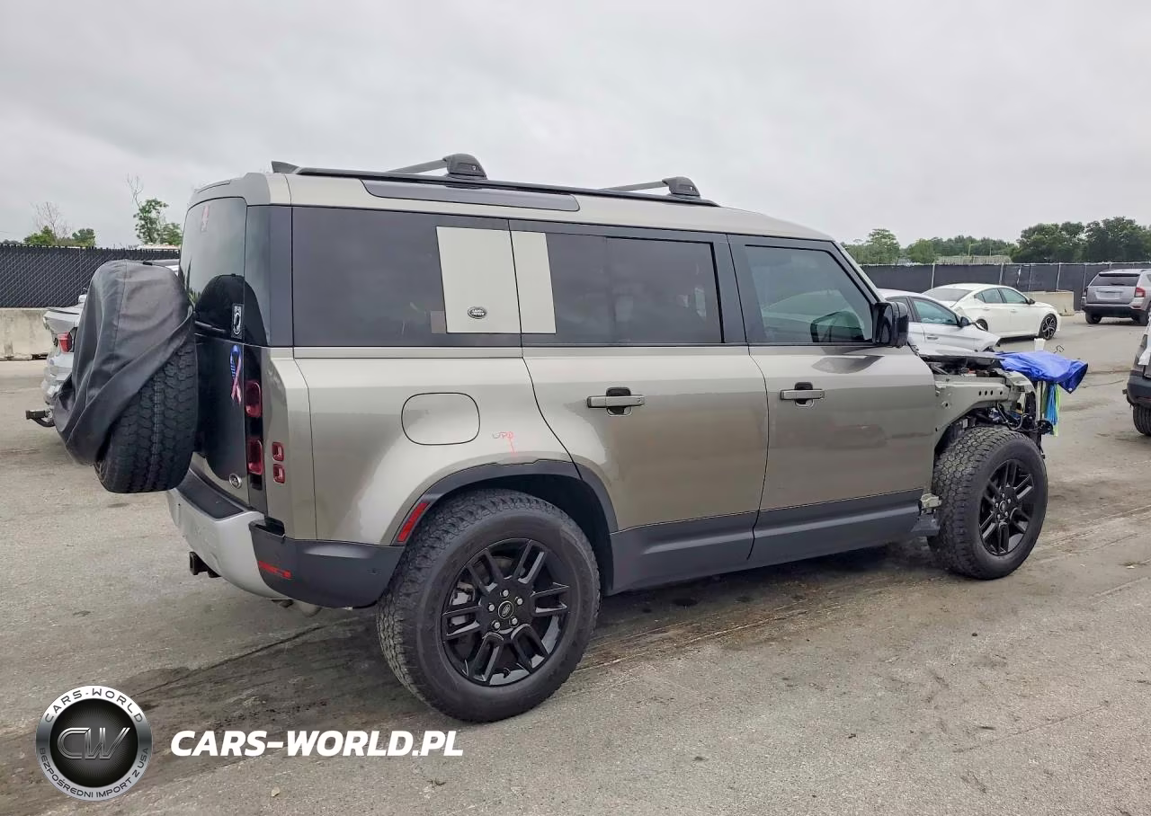 2022 Land Rover Defender 110 S VIN:SALEJ7RX2N2082958 - 3